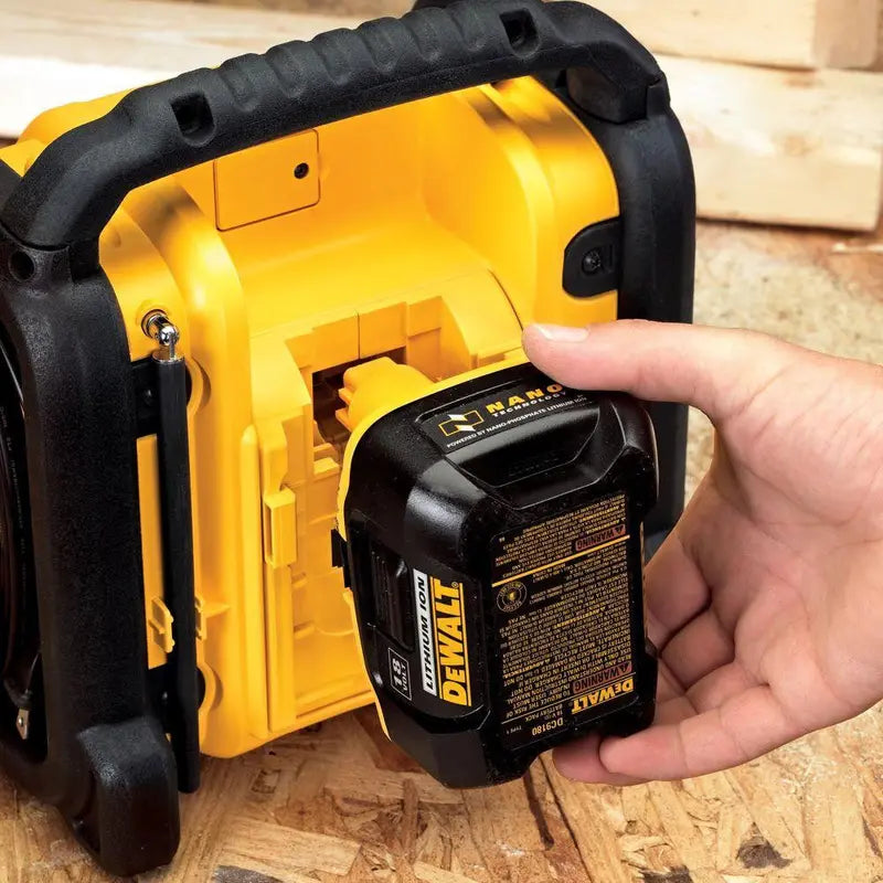 2025 Portable 20-Volt MAX Worksite Radio  Corded or Cordless Operation
