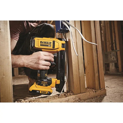 20V MAX* Cordless Cable Stapler Kit