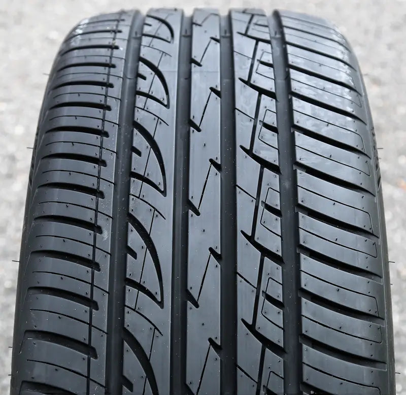Set of 4 x 275/40R20 ZR 106W XL Full-Season Performance Tires  Robust All-Weather Capability for Performance SUVs and Crossovers