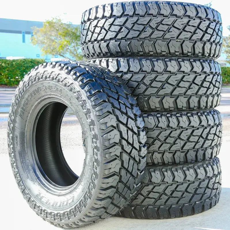 Four Cooper Discoverer S/T Maxx LT 275/70R18 E-Rated Mud-Terrain Tires