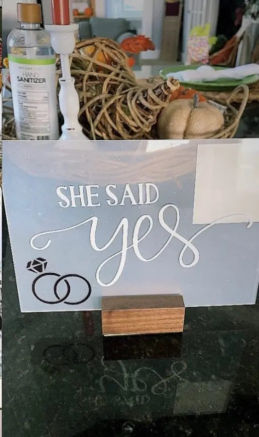 Elegant Acrylic ‘I Said Yes’ Bridal Announcement Sign