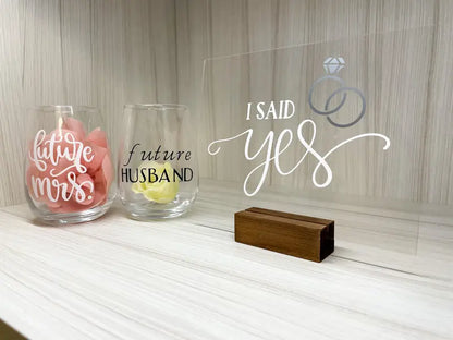 Elegant Acrylic ‘I Said Yes’ Bridal Announcement Sign