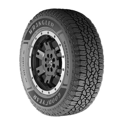 LT265/60R20 All-Terrain Light Truck Tire  121/118RE Dual Load & Speed Rating
