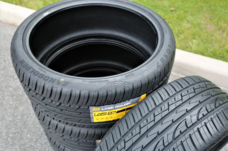 Set of 4 x 275/40R20 ZR 106W XL Full-Season Performance Tires  Robust All-Weather Capability for Performance SUVs and Crossovers