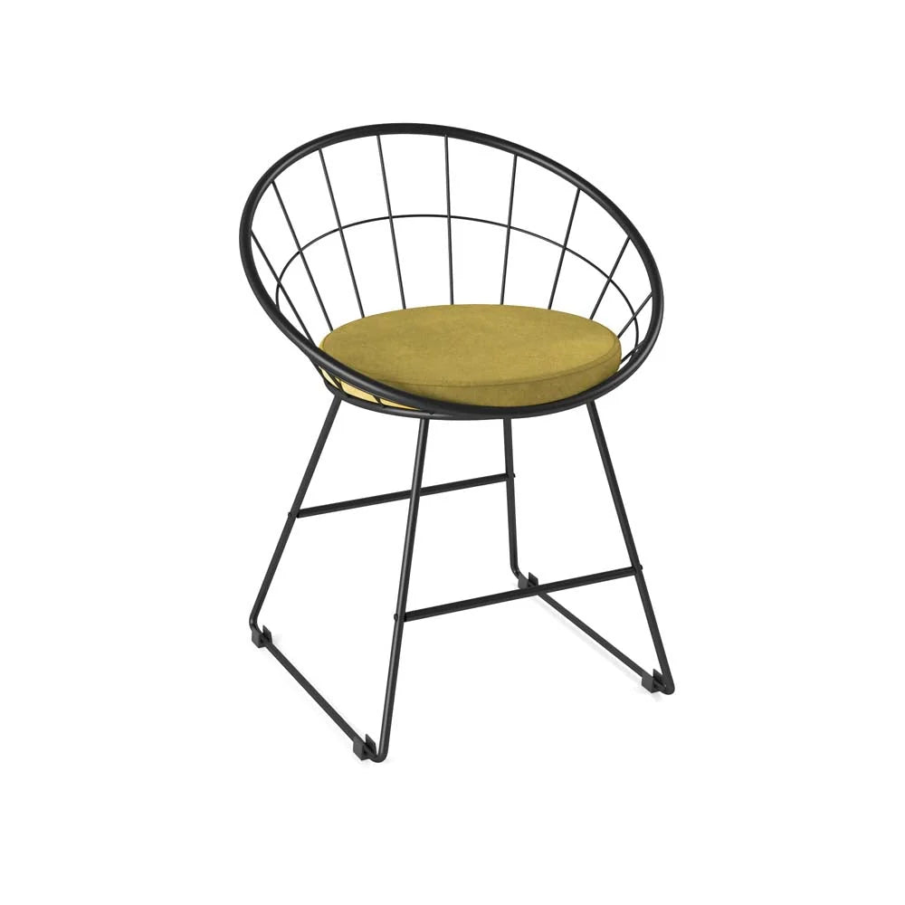 Chaise en métal noir et velours jaune moutarde