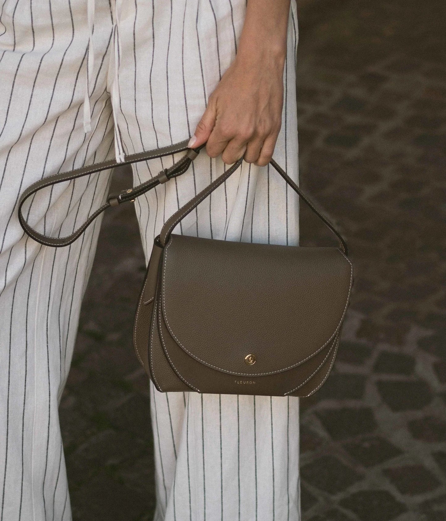 Magnolia | Taupe