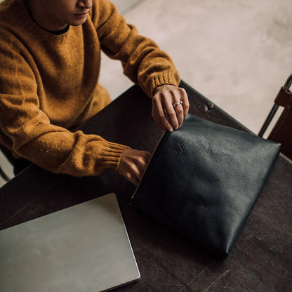 Flight Pouch - Black Leather