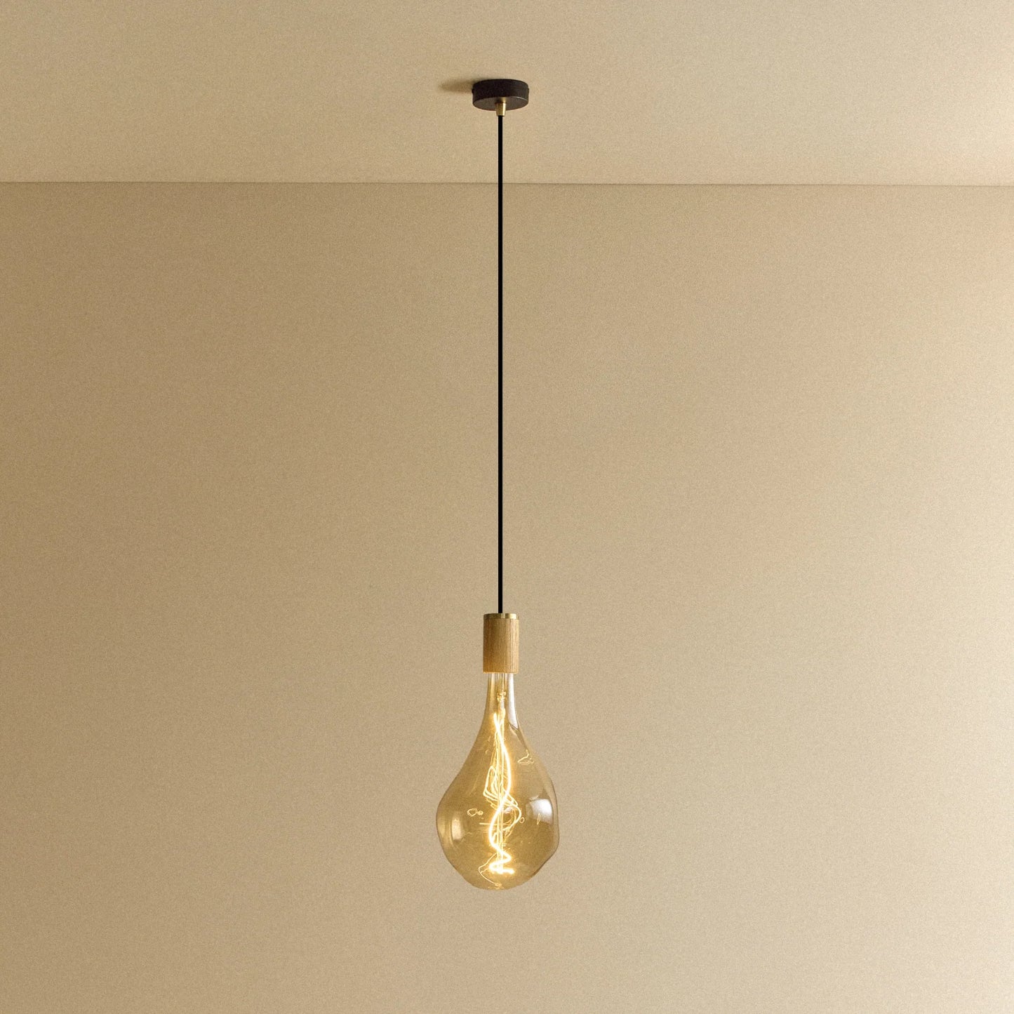 Voronoi III Pendant Light in Oak