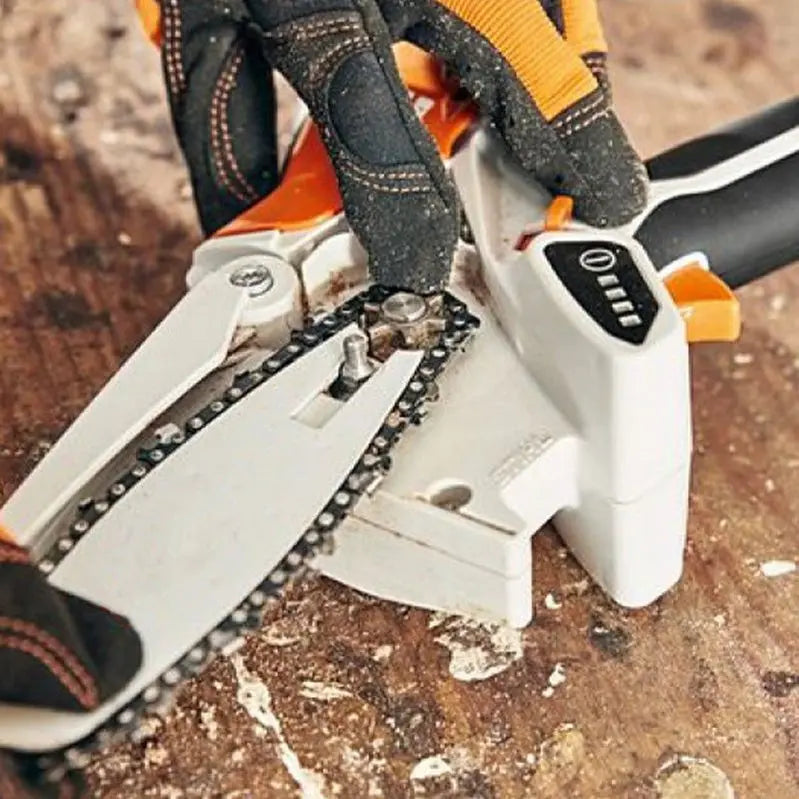 Cordless Battery-Powered Wood Cutting Tool