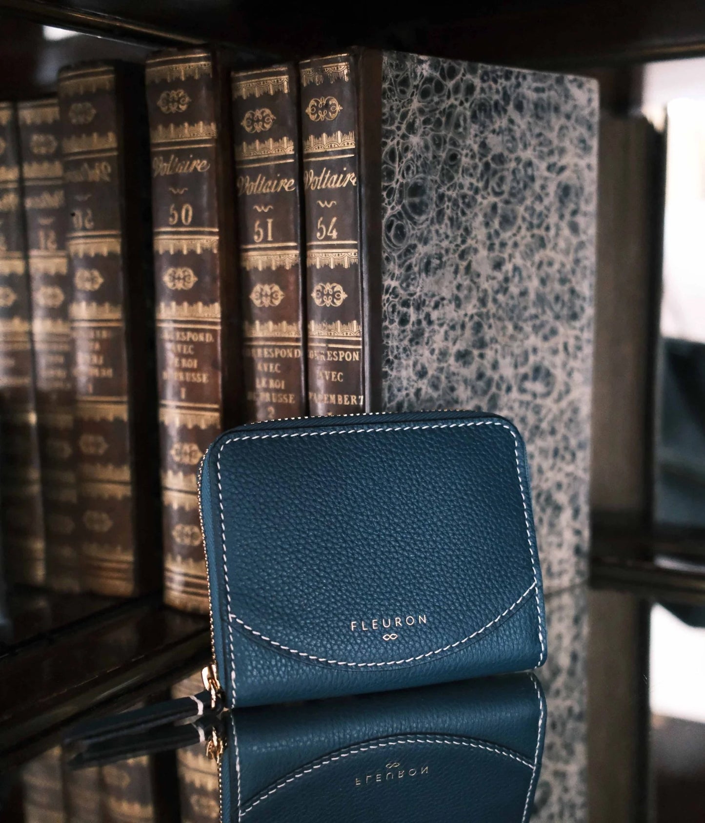 Ora Small | Bleu Pacifique