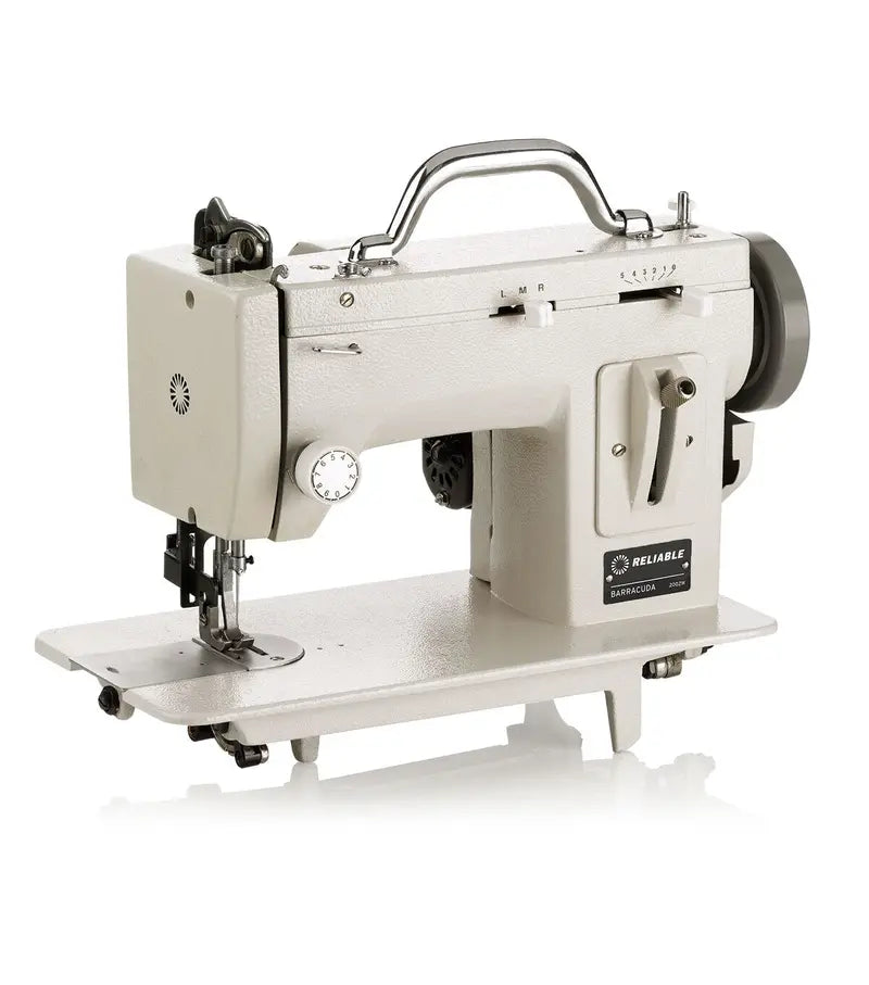 Reliable Barracuda 200ZW Walking Foot Sewing Machine for Heavy-Duty Fabric