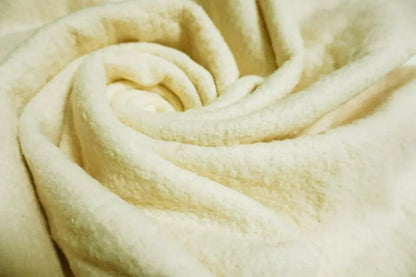 Pellon Natural Cotton Batting, Off-White, 96″ x 9 Yards Bolt, Lightweight & Breathable, Ideal for Quilting