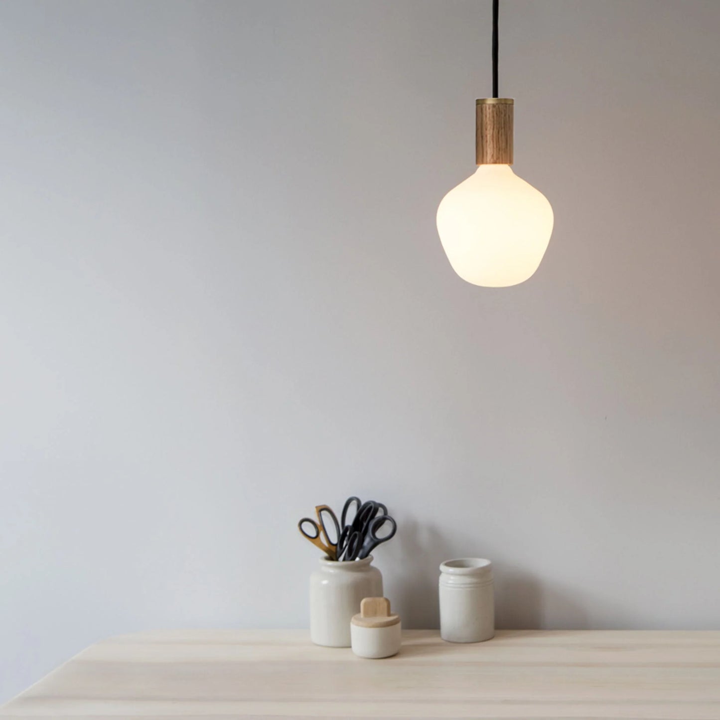 Enno E27 LED Bulb