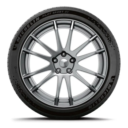 HL245/35ZR21/XL All-Season Tire  99Y Load & Speed Rating