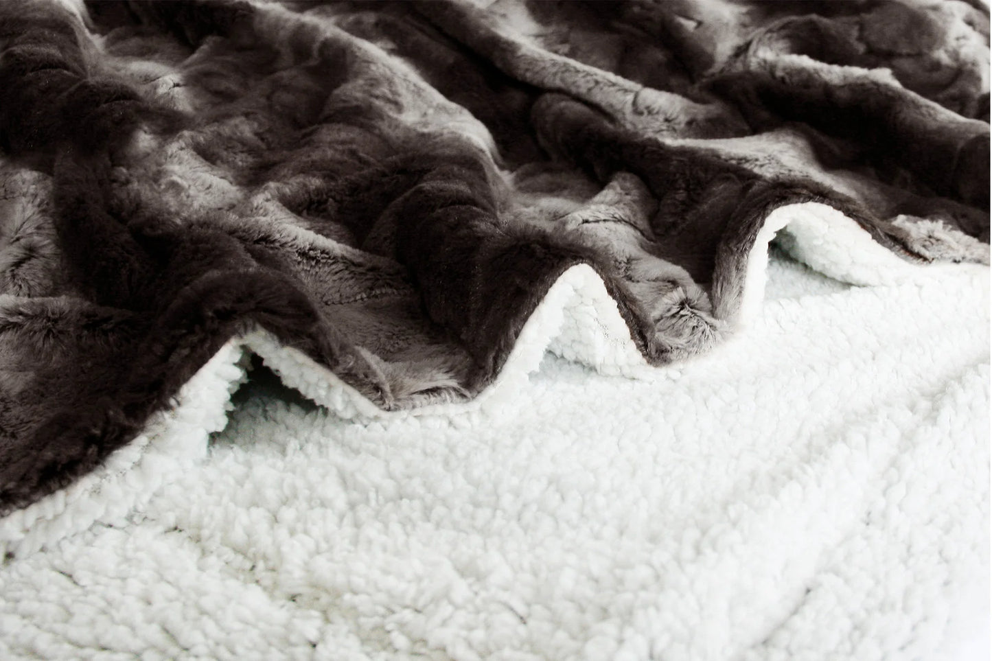 Couverture fausse fourrure