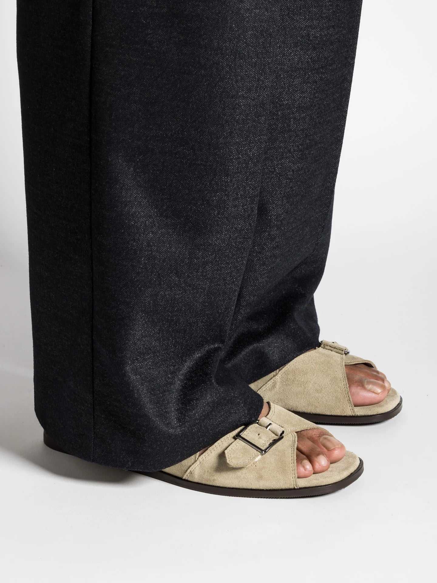 ALLY SANDAL SUEDE PEDRA