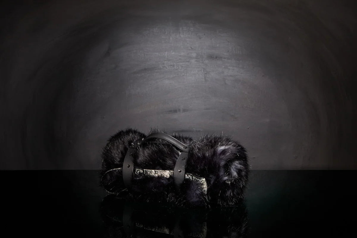 Couverture pour chat « Metis » Black Moon - Tissu Jean-Paul Gaultier