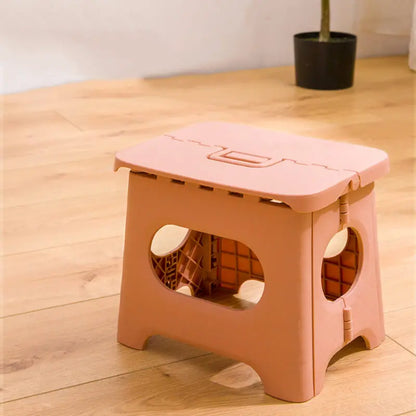 Compact Foldable Step Stool with Integrated Carry Handle