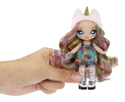 Na Na Na Surprise Minis Series 1  4″ Fashion Doll  Mystery Packaging with Confetti Surprise, Includes Doll, Outfit, Shoes, Poseable, Great Toy Gift for Kids Girls Boys Ages 5 6 7 8+ Years