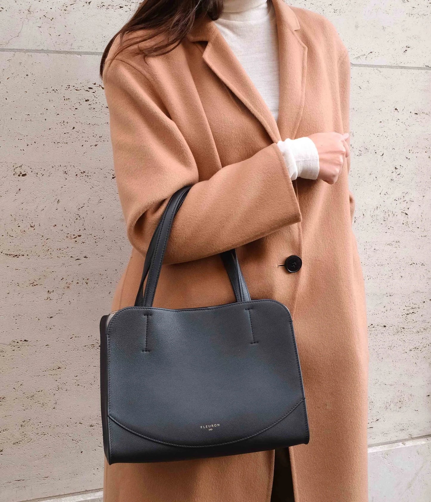 Mini Oak | Noir Lisse