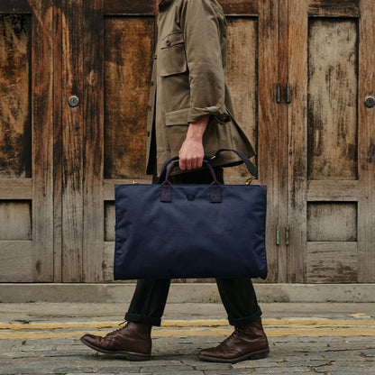 Trifold - Navy