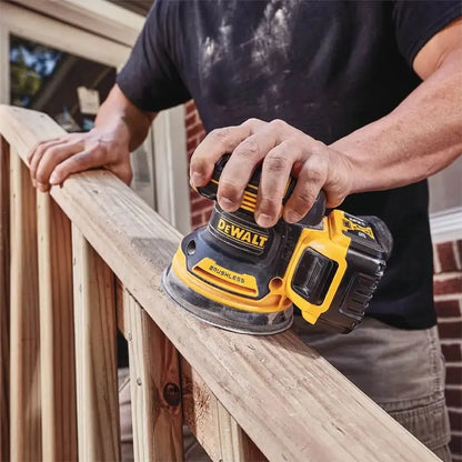 DeWALT DCW210P1 20V MAX XR 5″ Random Orbit Sander  Complete Kit (2026)