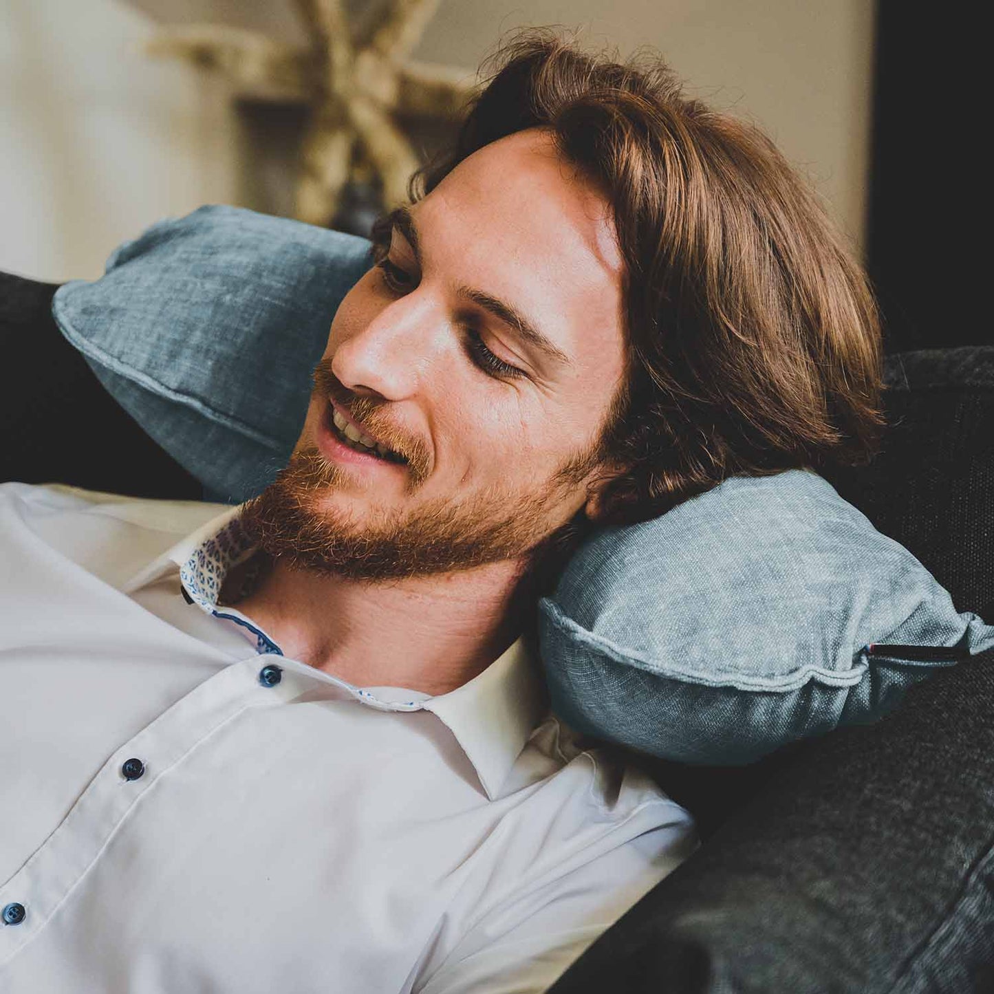 Coussin repose tête et de décoration · EPICUR Poséidon (velours)