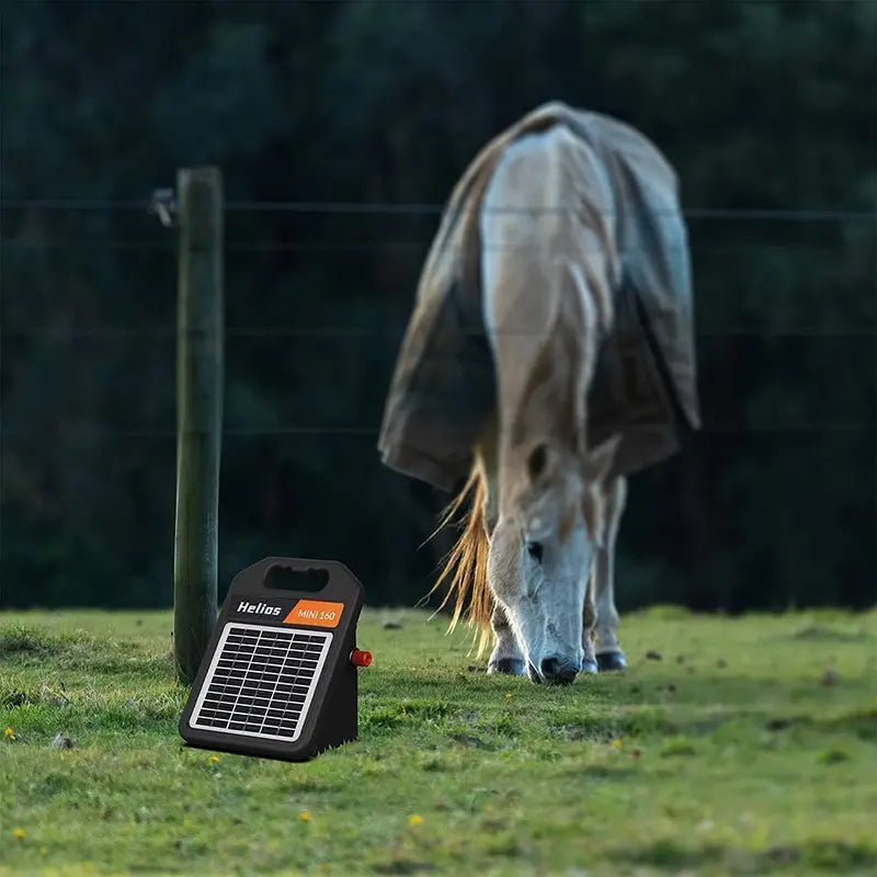 Andmon Solar-Powered Electric Fence Charger — 10-Mile Range, Dual Day/Night Mode for Livestock or Property Security