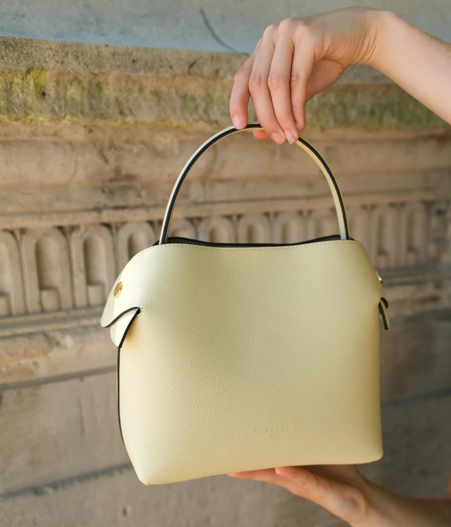 Medium Swann | Limonade