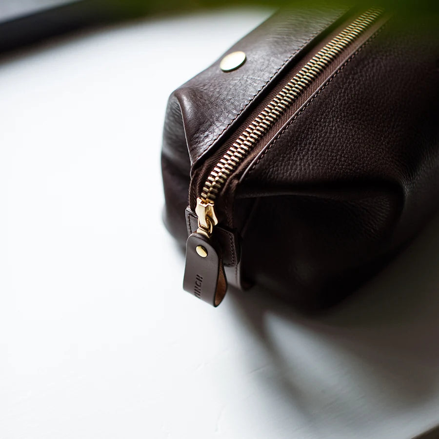 Leather Wash Bag / Dopp Kit - Brown