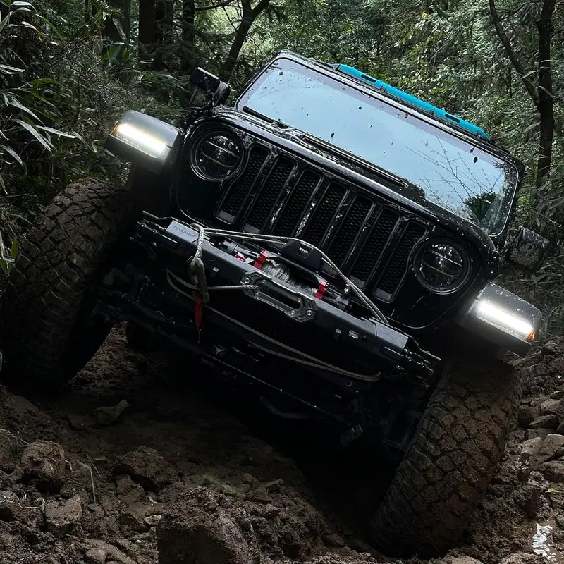 13,500-Lb Capacity 12V DC Electric Winch  Off-Road Recovery Winch with Dual-Function Wireless Remote Control, Trailer & Vehicle Towing Ready