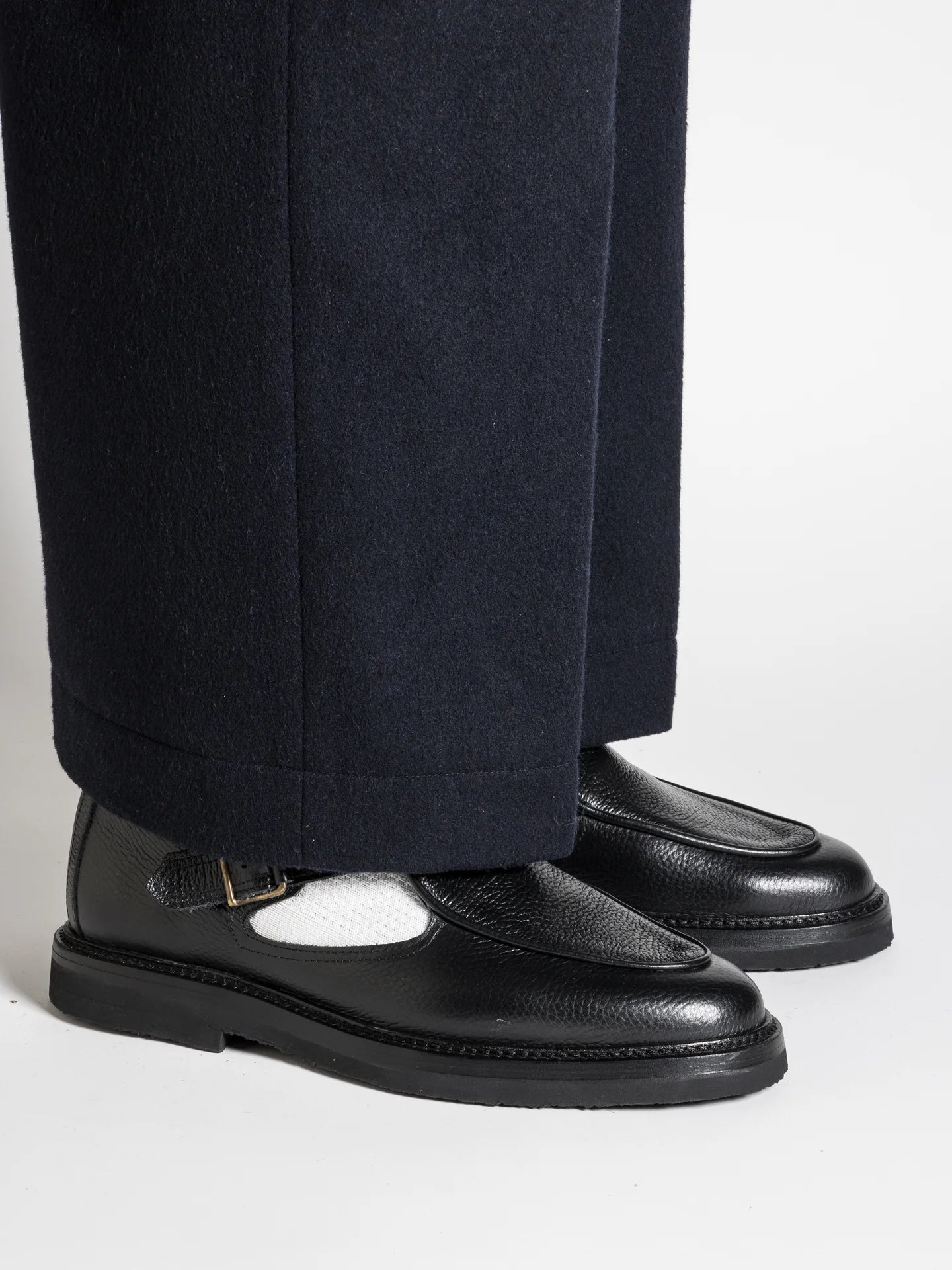 JO BLACK GRAINED