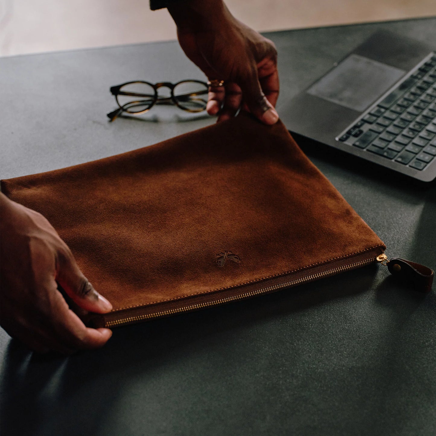 Suede Flight Pouch - Tobacco Brown