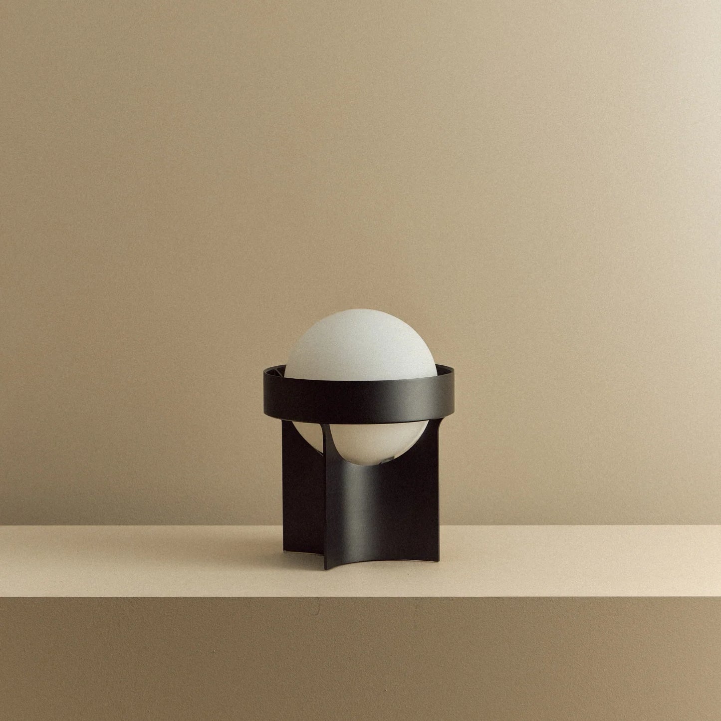Loop Table Lamp in Dark Grey + Sphere IV