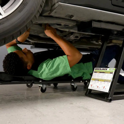 Heavy-Duty 7,000 lb Portable Vehicle Lift for Large SUVs and Trucks