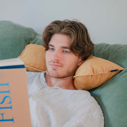Coussin repose tête et de décoration · EPICUR Zeus (velours)