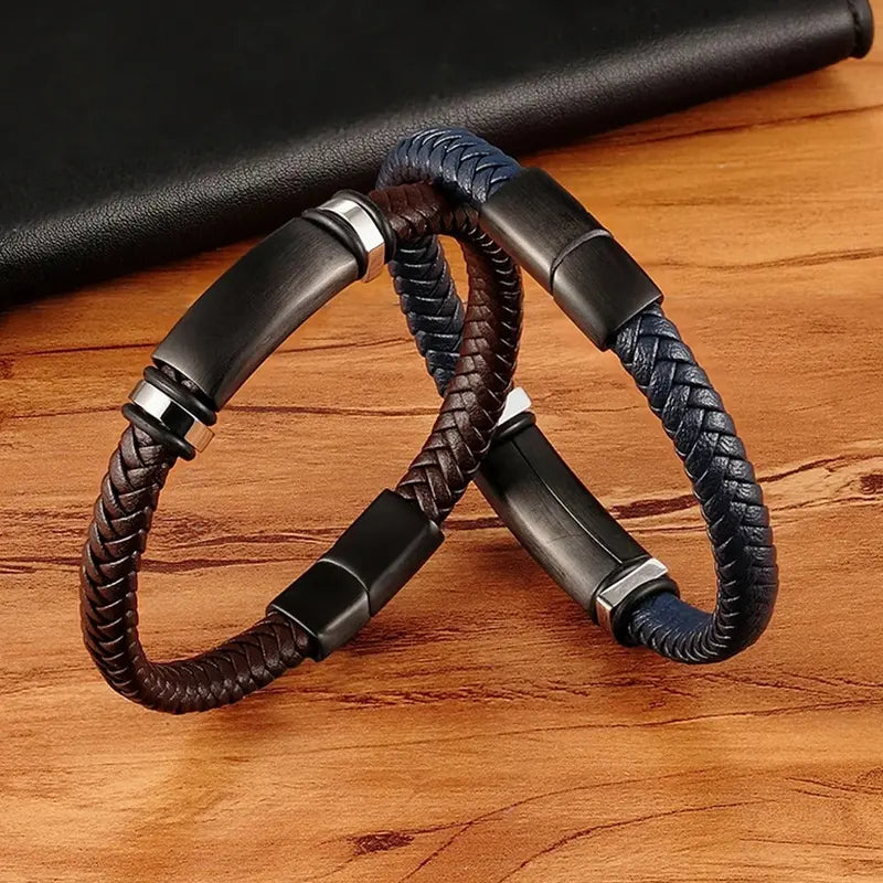 Contemporary Men’s Leather Wrap Bracelet