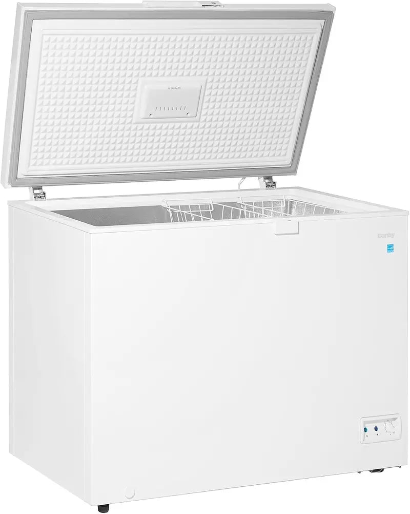 10 Cu Ft White Chest Freezer  Garage-Ready, Operates from 0°F to 110°F, Energy-Efficient Storage Solution