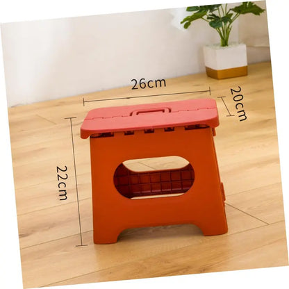 Compact Foldable Step Stool with Integrated Carry Handle