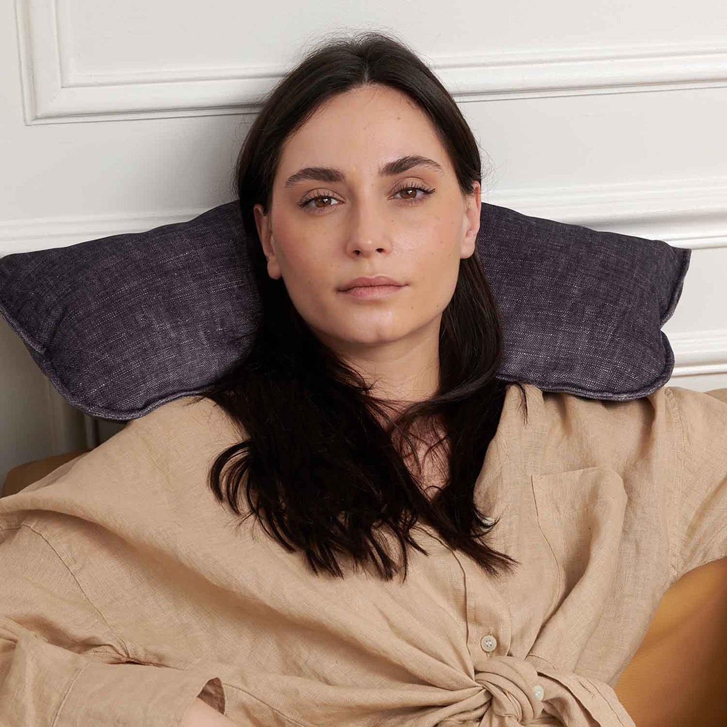 Coussin repose tête et de décoration · EPICUR Hestia (velours)