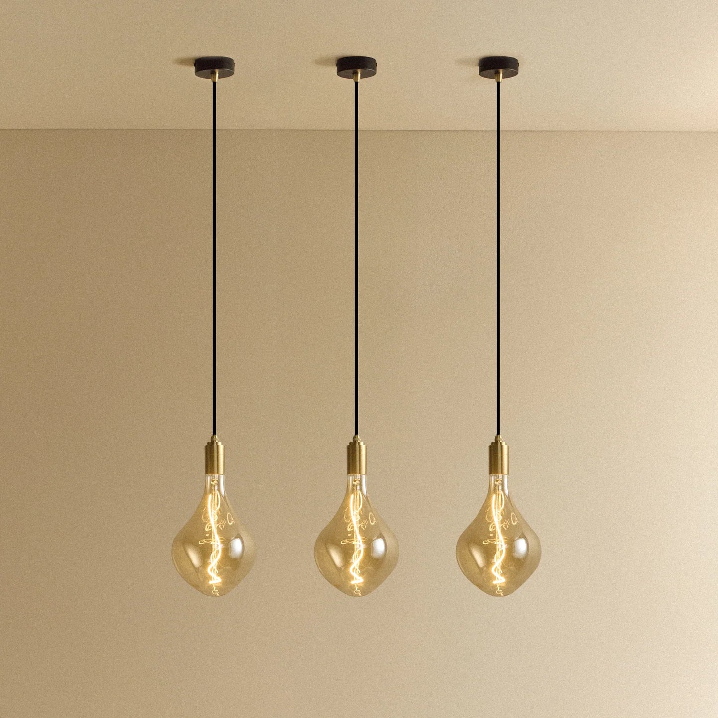Voronoi II Pendant Light in Brass - Set of 3