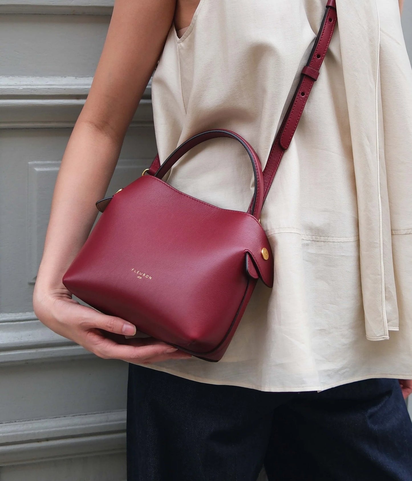 Mini Swann | Cerise