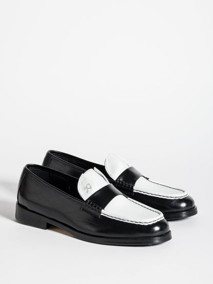 MOLIÈRE BLACK & WHITE