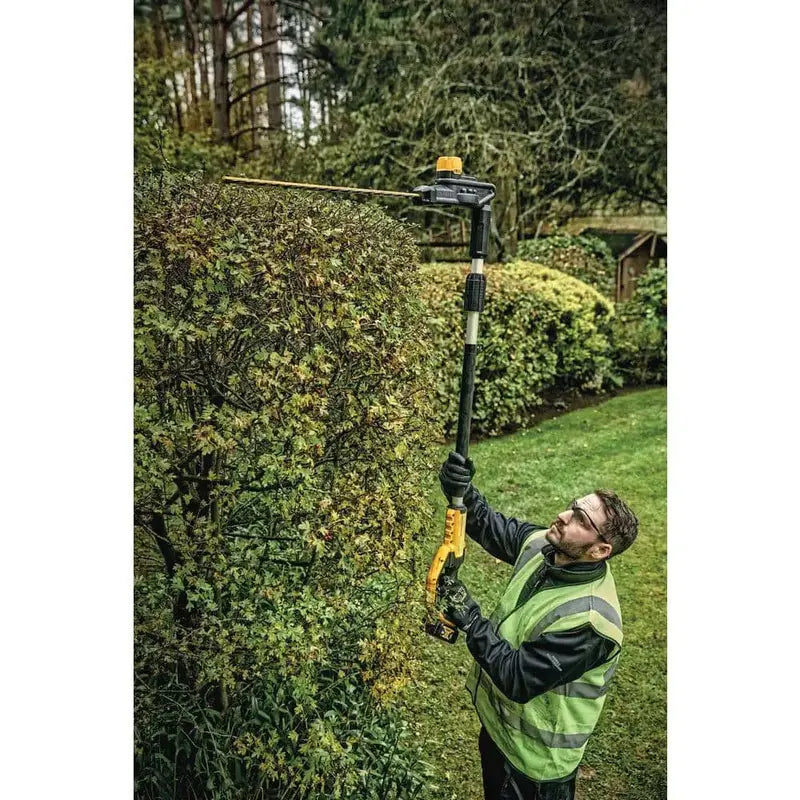 DEWALT 20V MAX Cordless Pole Hedge Trimmer Kit  Includes 4Ah Battery, Charger & Accessories