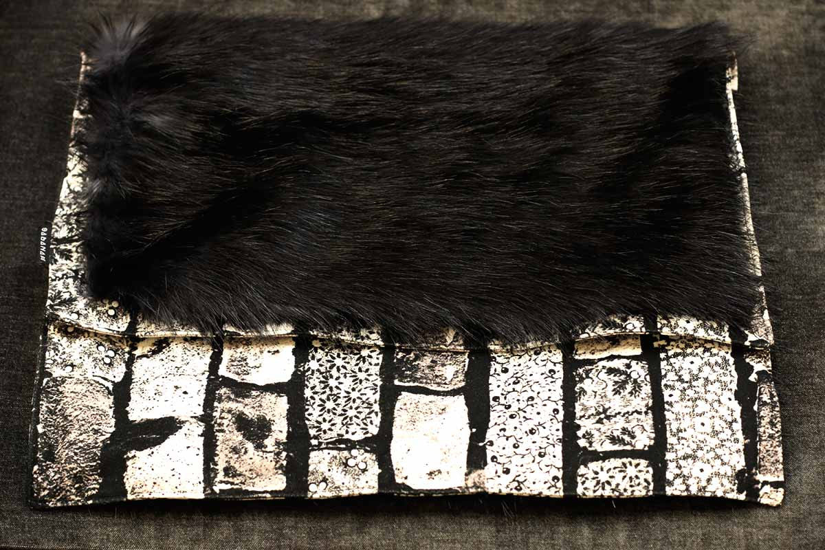 Couverture pour chat « Metis » Black Moon - Tissu Jean-Paul Gaultier