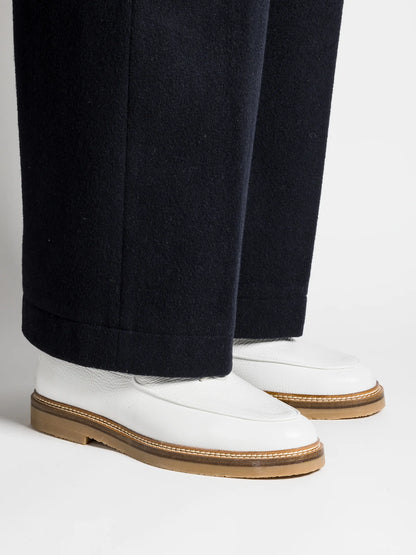 OLIVIER WHITE GRAINED