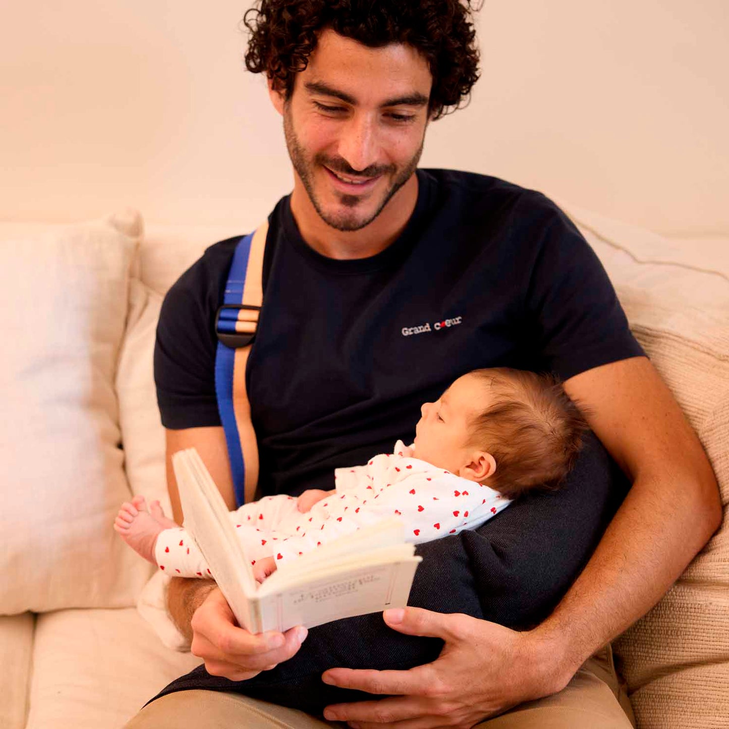 Coussin d'allaitement sangle écrue · DUOH