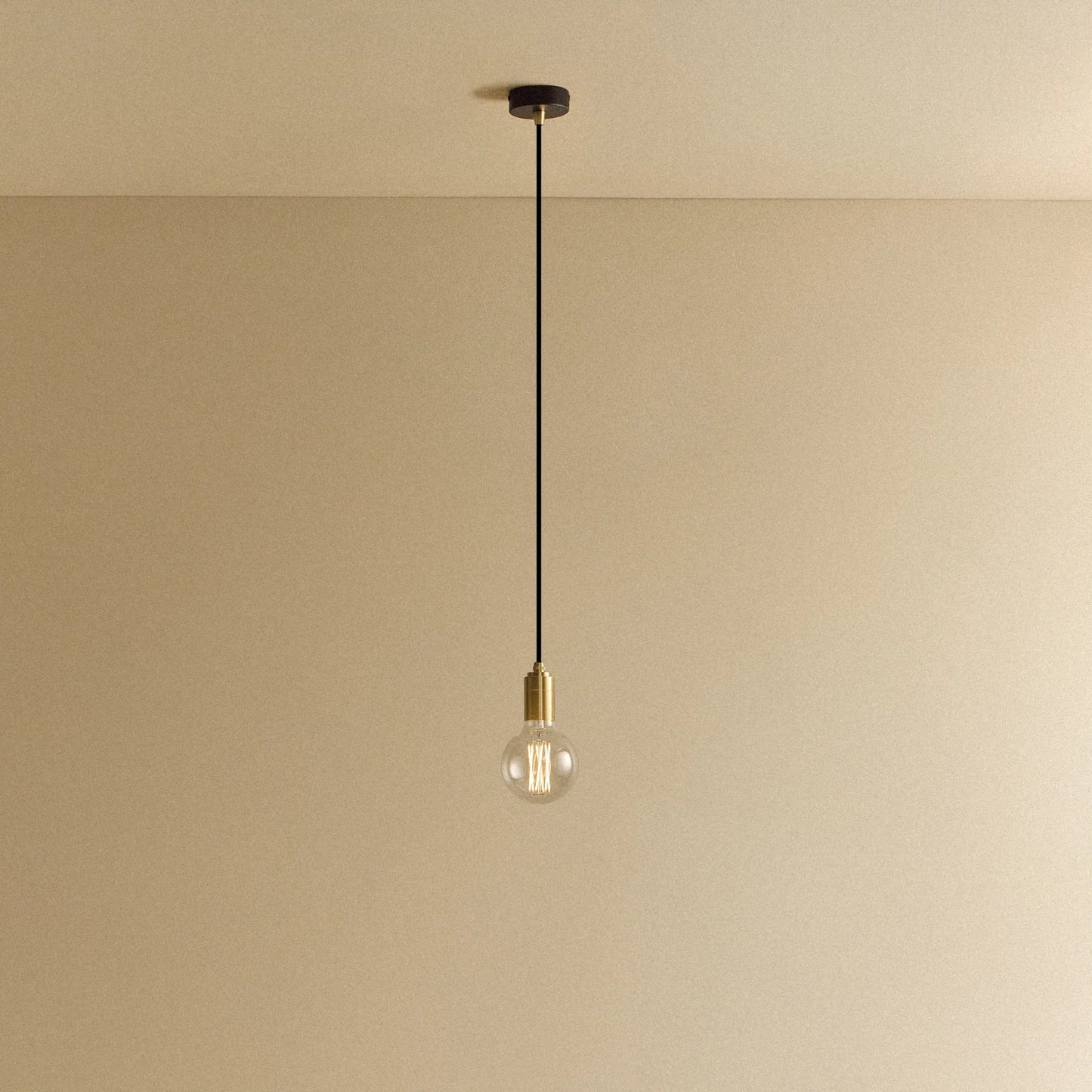 Elva Pendant Light Non-Tinted in Brass