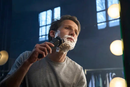 2025 Philips Norelco Shaver 7200  Rechargeable Wet/Dry Electric Razor with SenseIQ & Pop-Up Trimmer