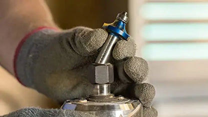 BOSCH 2.25 HP Fixed-Base Router, Aluminum, 12 AMP Motor, Adjustable Speed, Includes Accessories